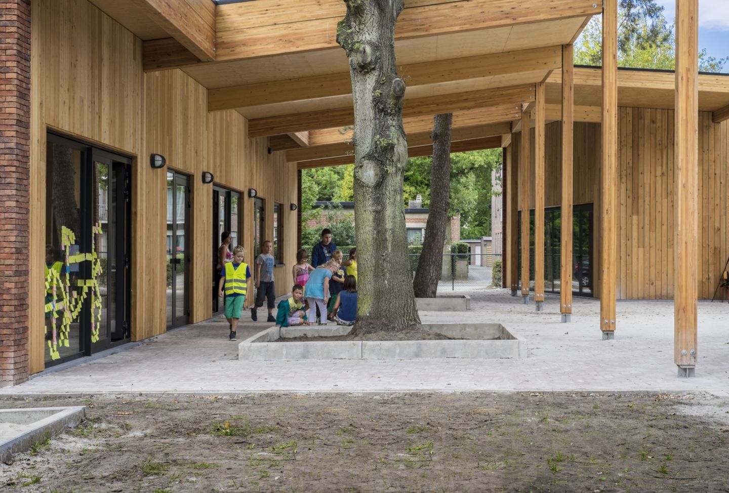 Onze coöperanten engageren zich graag voor projecten waarin plant, dier en mens respectvol benaderd worden.